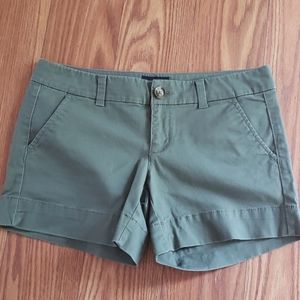 American Eagle Midi shorts